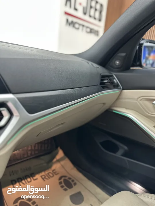 BMW330e فل