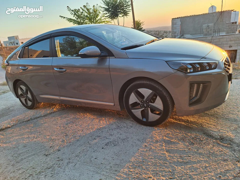 ايونيك 2022 - اصل شركة للبيع