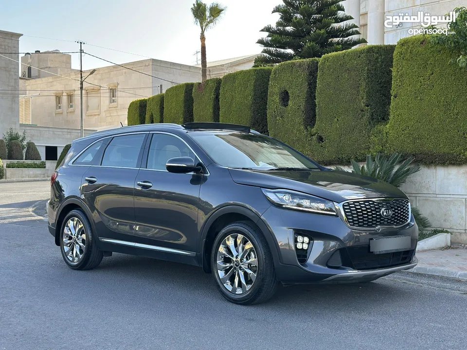 KIA SORENTO (SX) 2019 وارد الوكالة قاطع  مسافة 80 الف كم فل كامل اعلى صنف فحص كامل