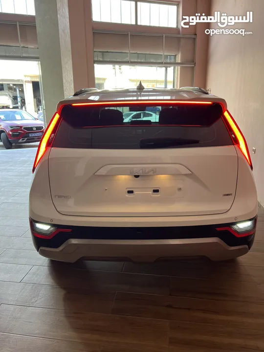 كيا نيرو 2023