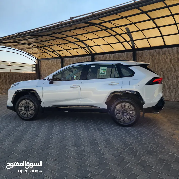 TOYOTA RAV4 XLE HYBRID- BLACK EDITION-2024-صنع ياباني