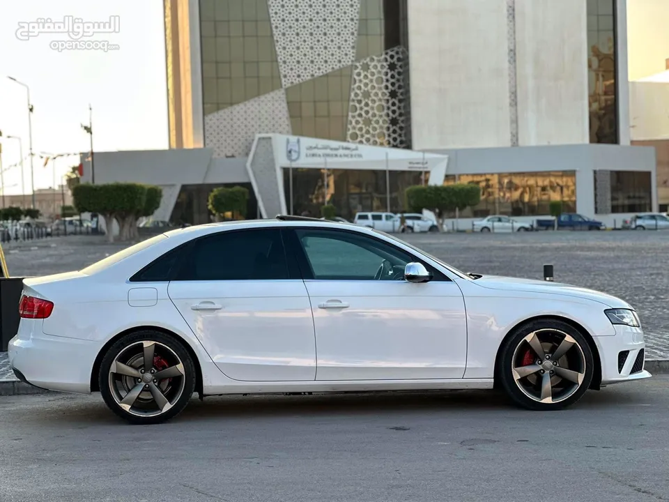 Audi R/S line