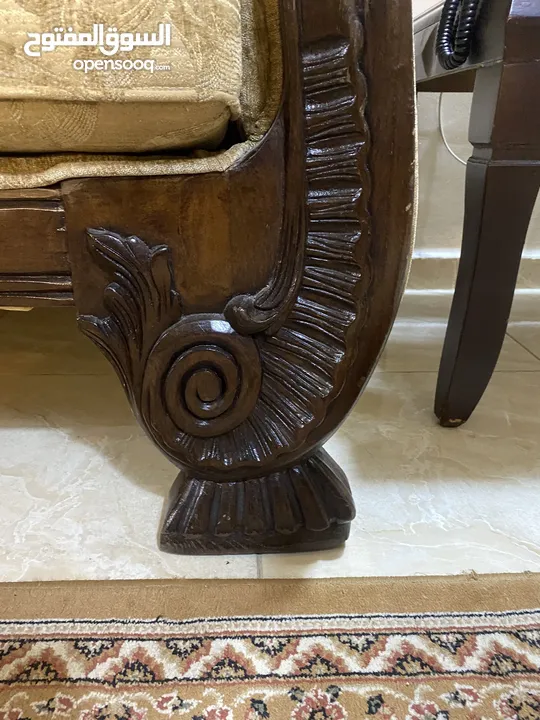 طقم كنب ضيوف مستعمل
