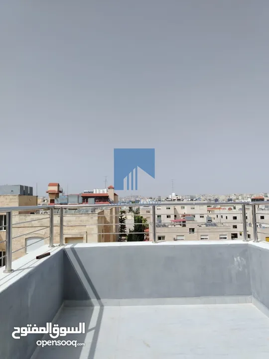 شقة فاخرة للبيع في الجندويل طابق ثالث مع روف دوبلكس 193م تشطيب سوبر ديلوكس لم تسكن