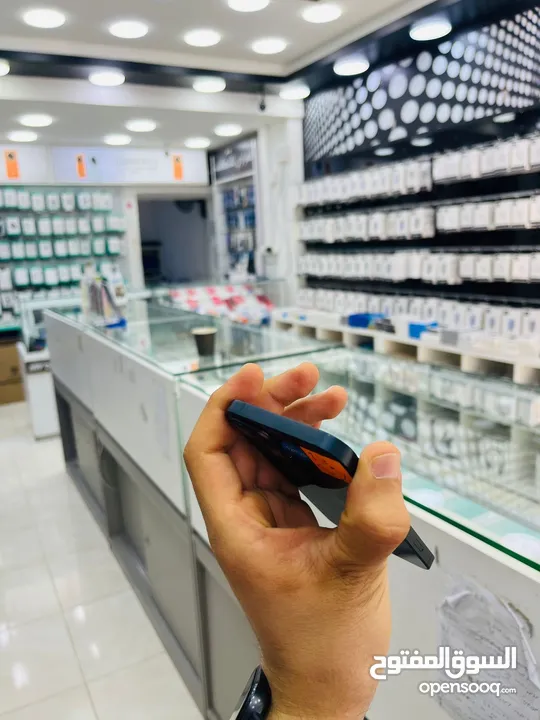 iPhone 13جهاز وكالة عالفحص بأي مكان بدك ياه