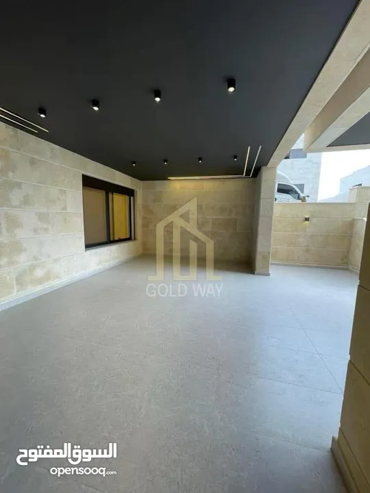 شقة أرضية(طابقية) تشطيبات فلل 450م في أرقى مناطق مناطق الظهير / ref 9490