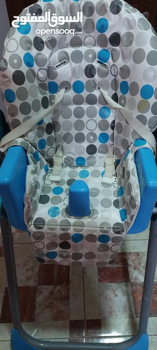 High chair for kids in excellent condition