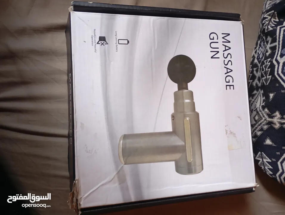 جهاز مساج ايطالي اصلي ب 6 سرعات مع اربعة رؤوس شحن يدوم لفتره طويلة وبسعر حرق واقل من السوق