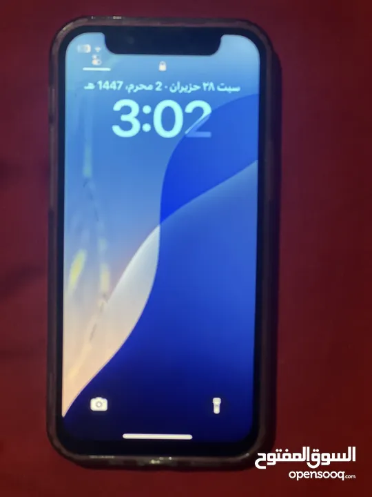 ايفون 13 مني مغير شاشه  للبيع او للبدل مشعور شاشه مش مأثره بل مره 128 جيجا بطريه 78 شرق اوسط مدخل خط