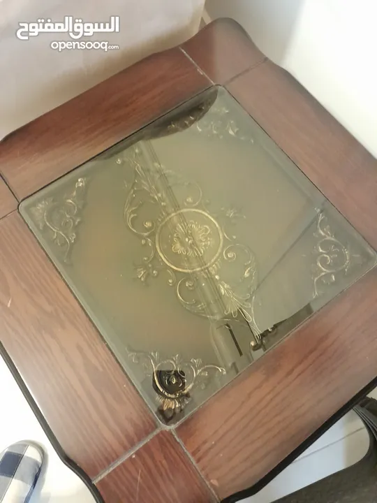 طقم طاولات وسط مستعملة استعمال نظيف