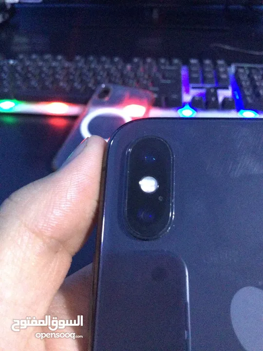 iPhone X  64GB  رمادي مش مغير اشي التلفون نظيف للبيع او للبدل على شاشة Pc