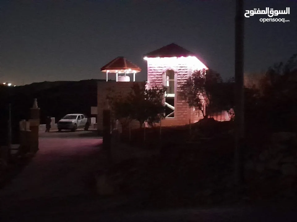 ڤيلا للبيع بيت لحم مراح رباح  عضم  جميع الخدمات  طابو تنازل