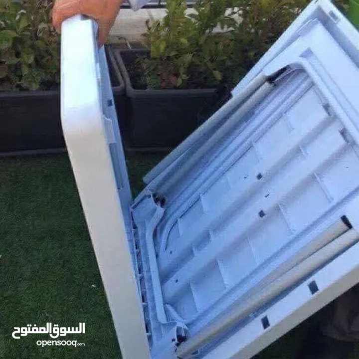 طاولة العزايم والمناسبات طاولة وكراسي بتقدرو تطووها وتضبوها بعد الاستعمال