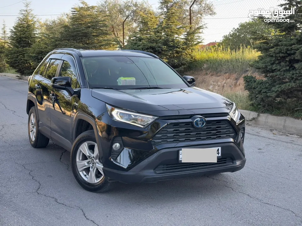 TOYOTA RAV4 HYBRID 2021 XLE