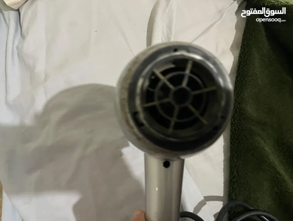 سشوار منيح كويس للبيع باقل سعر عددهم 2 وشوفو الوصف