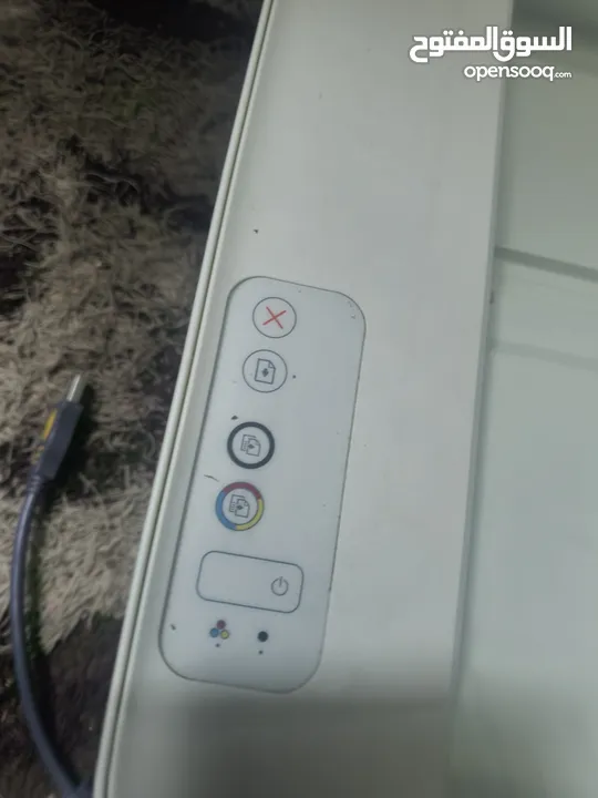 طابعة hp معها حبر اسود للبيع