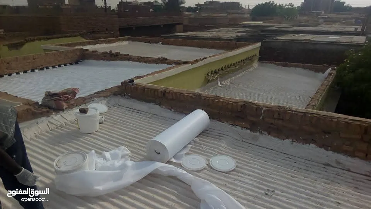 فني عازل مائي وحراري
