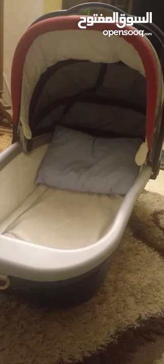 سرير اطفال 0_8 اشهر من  PEG PEREGO NAVETTA