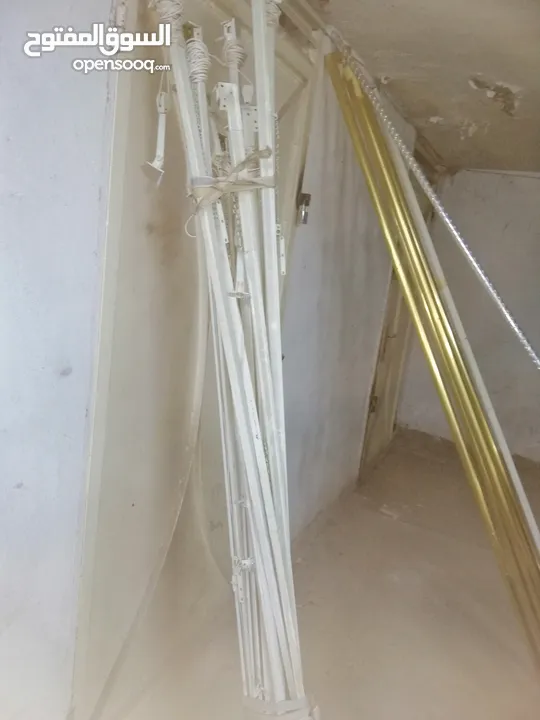 سكك برادي أمريكي مستعمل بحال الجديد 5دنانير  الواحدة
