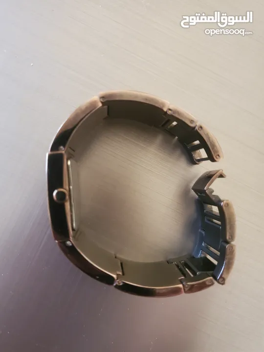 Guess Women's Brown Stainless-Steel Quartz Watch/ ساعة جيس النسائية كوارتز من الفولاذ المقاوم للصدأ