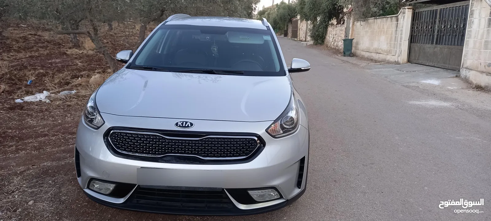 كيا نيرو 2018 للبيع
