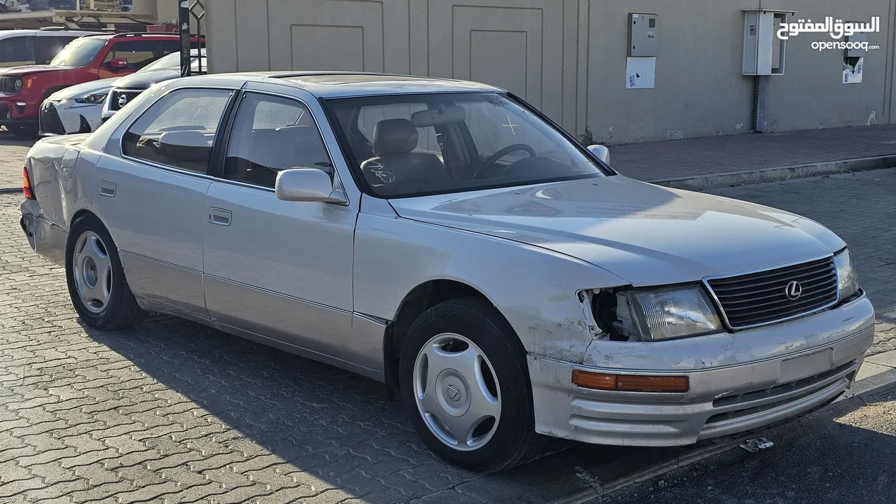 Lexus LS400 Model 1997 Classic car Color White Interior Beige USA Used car