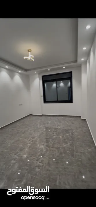 شقة مشطبه للبيع تشطيب مميز