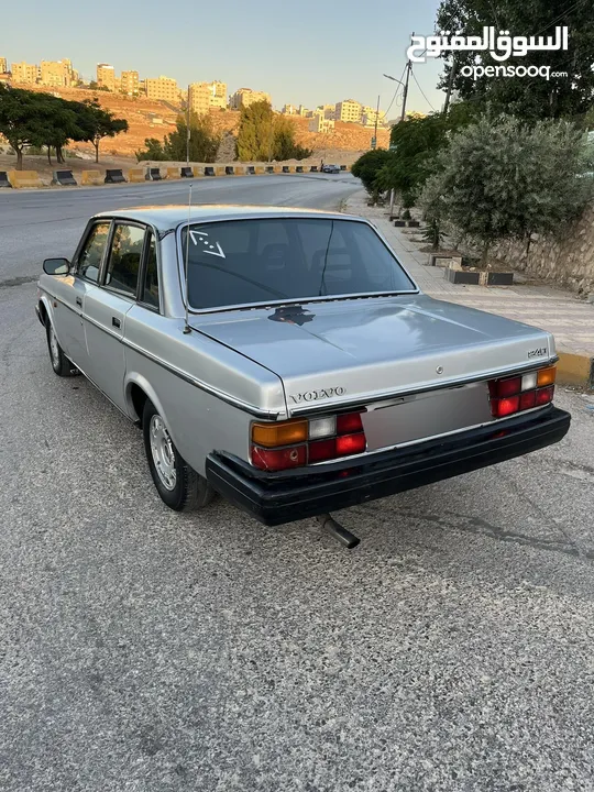فولفو 240 بحالة جيدة