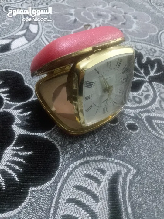 ساعة انتيكا نحاس قديمه بحالة جيده