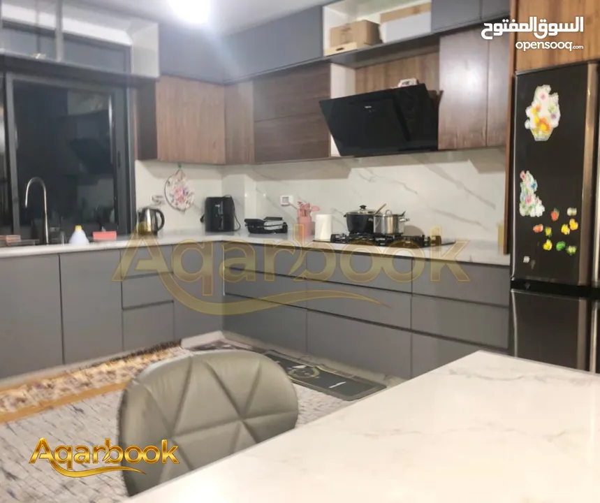 شقة سوبر ديلوكس بإطلالة مفتوحة للبيع  الطيرة – قرب السرية