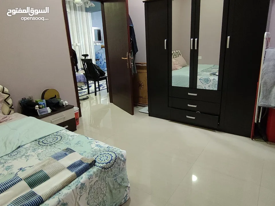 2 Bedrooms Furnished Apartment for Sale in Qurum REF:780R