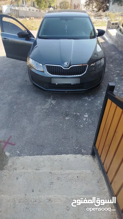 سكودا اصل برايفت 2016 بالرخصة مطور 2000 جير عادي