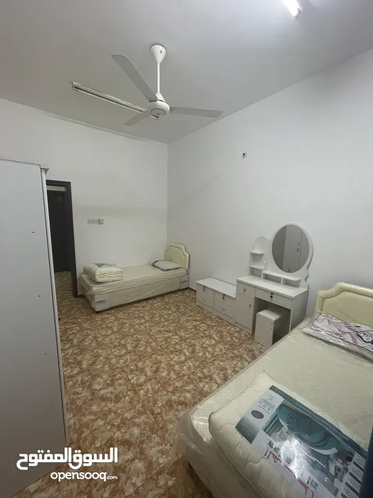 غرفة مفروشة للايجار اليومي والشهري في الهمبار صحار