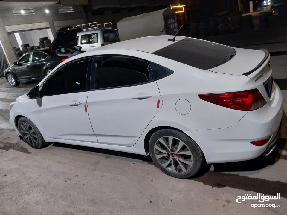 اكسنت ديزل 2015