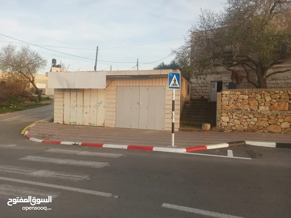 مخازن للإيجار