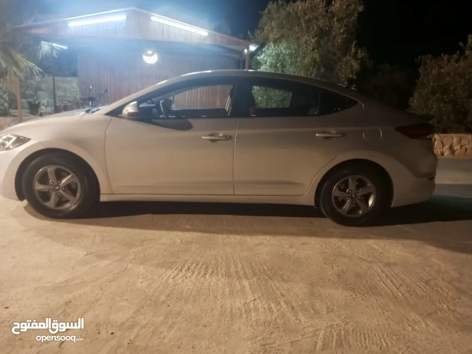 هونداي افانتي AD موديل 2017 ، رقم السيارة مميز "22441” رقم التواصل في الوصف
