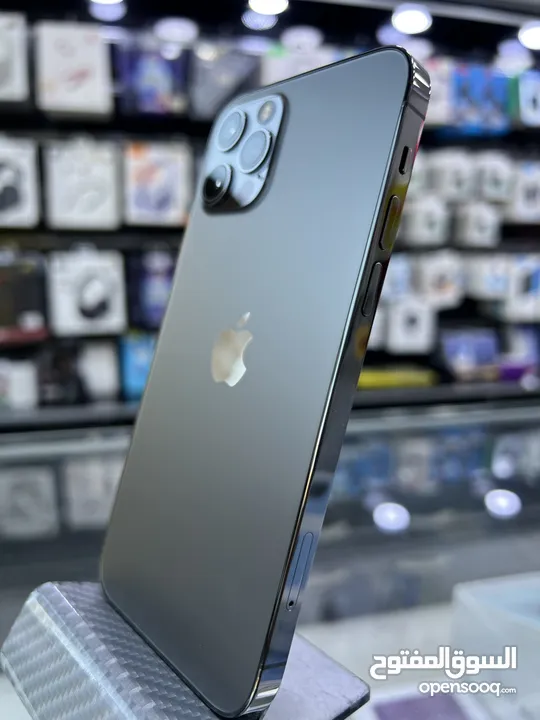 iPhone 12 Pro 256 GB ايفون 12 برو مستعمل  بحالة ممتازة 256 جيجابايت غير مفتوح او مصلح نهائيا (^ـ^)
