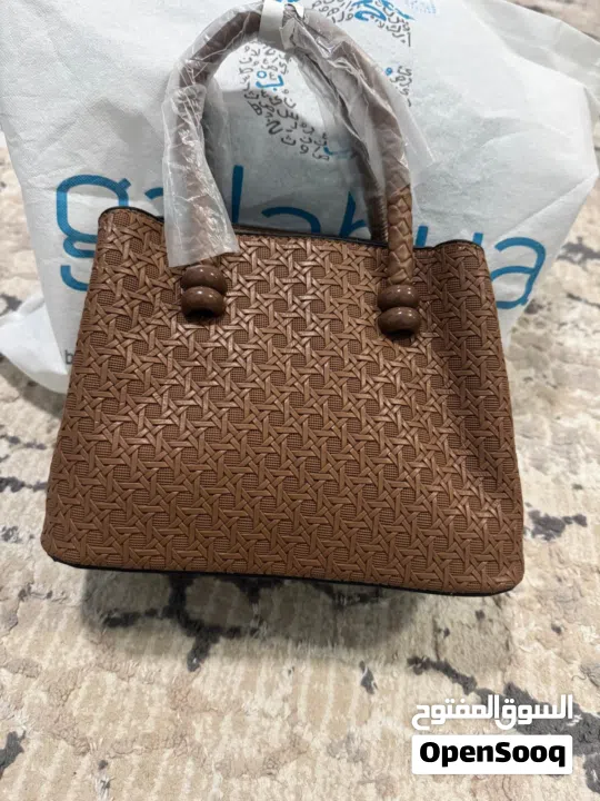 للبيع شنط نسائية