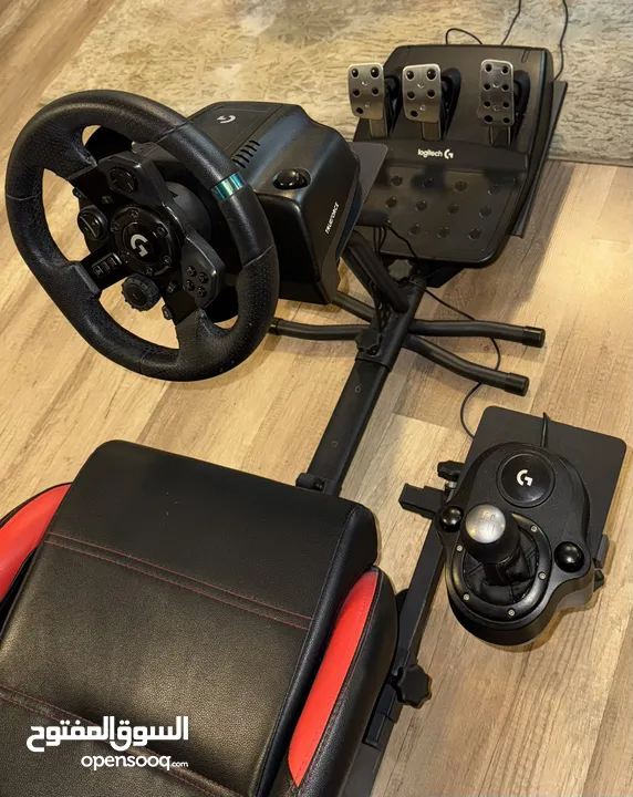 Logitech G923 (TRUEFORCE) + GAMAX chair full setup. Steering wheel  racing wheel. Same as brand new.