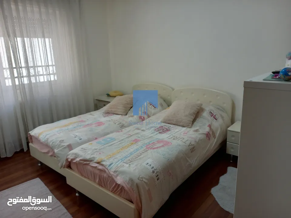 شقة فاخرة للبيع في دير غبار طابق اول 210م تشطيب سوبر ديلوكس
