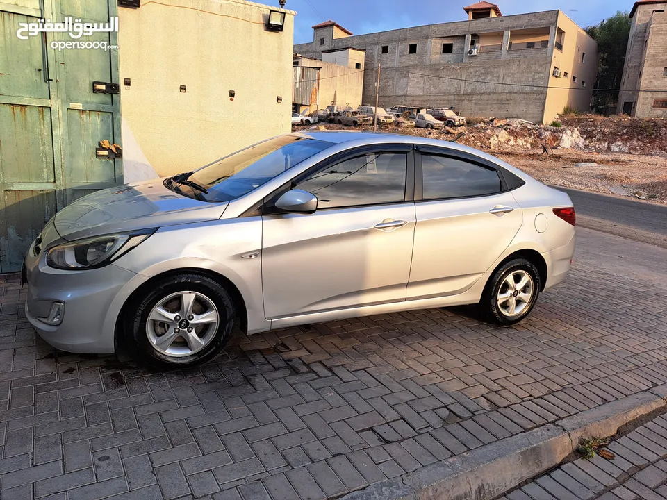 هونداي اكسنت 2014 ديززل 4 غيار صفر مشاكل  يد اوولا 1600 تيربو كاااش فقط