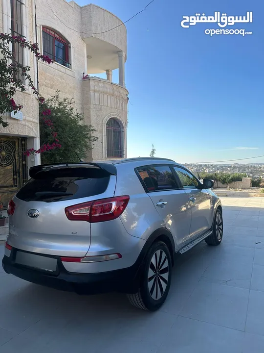 تأمين وترخيص 11 شهر