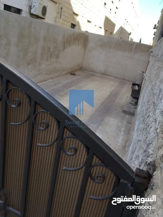 شقة أرضية مميزة للبيع في السابع خلف جنيفا 140م تشطيب سوبر ديلوكس