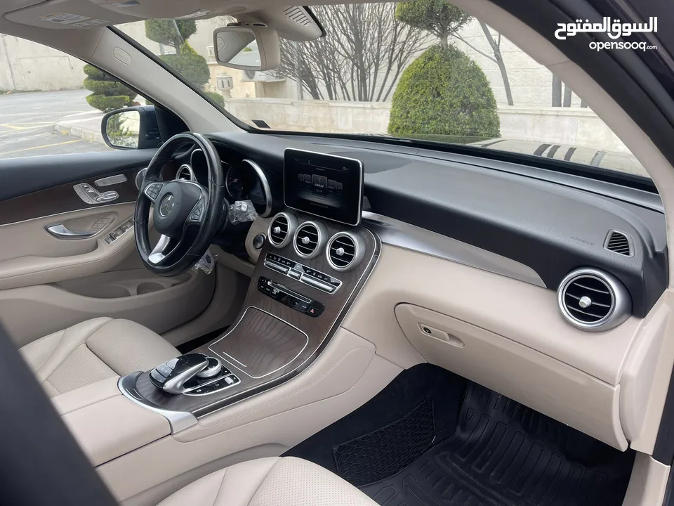 مرسيدس glc350e هايبرد وكهرباء//2019//جمرك جديد بسعرررر مغررري 7جيد اعلى صنف 5كاميرات glc