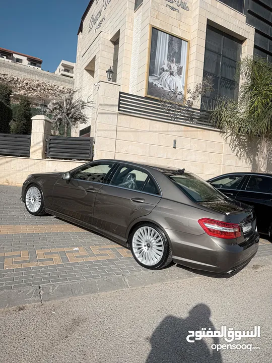 Merceds benz e212 E250