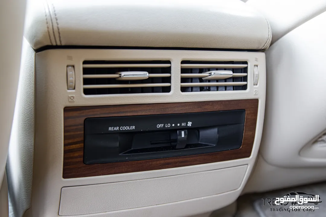 Toyota Land Cruiser VX-E 2016   السيارة وارد و بحالة الوكالة