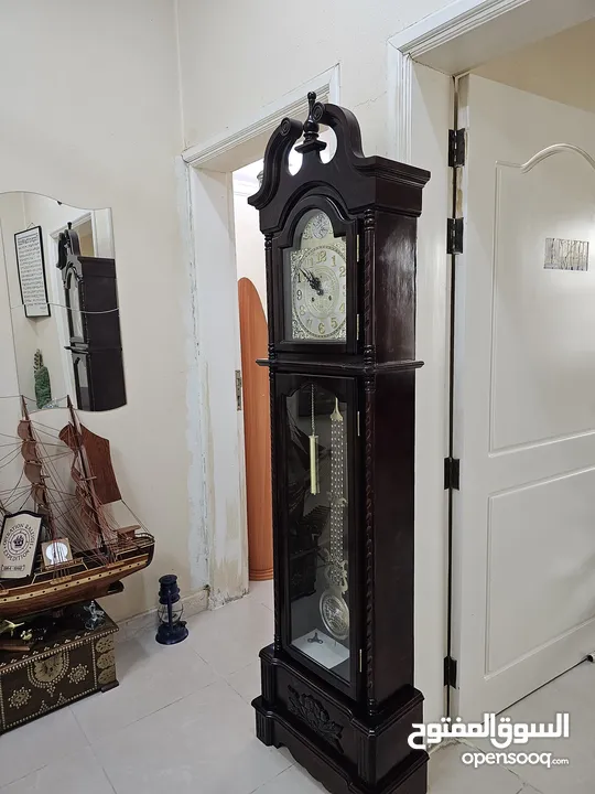 Grandfather Clock in Very Good Condition