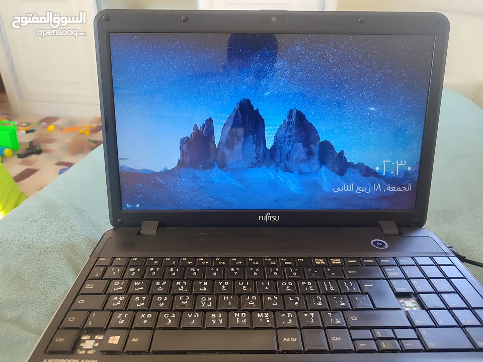 يوجد لدينا لاب توب Fujitsu للبيع