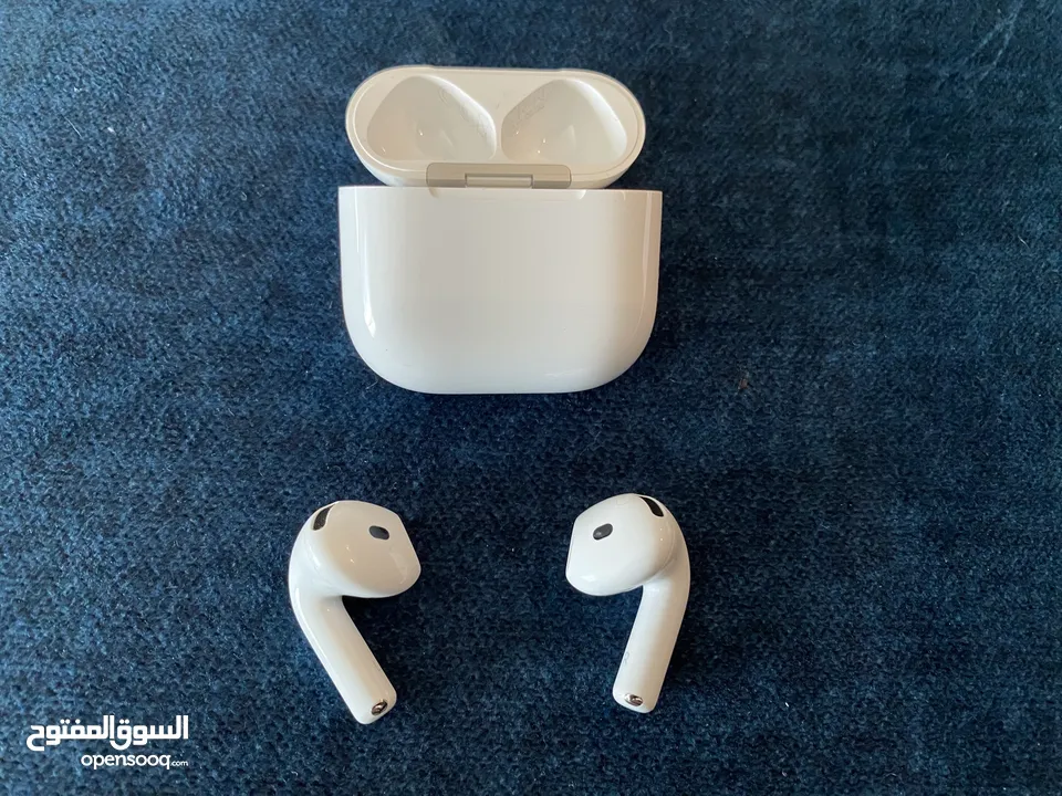 airpods 4 original closed brand new اير بودز 4 جديدة اصلية