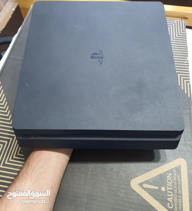 بلايستيشن 4 سلم (slim) غير مفتوح 500 جيجا بحالة الوكاله